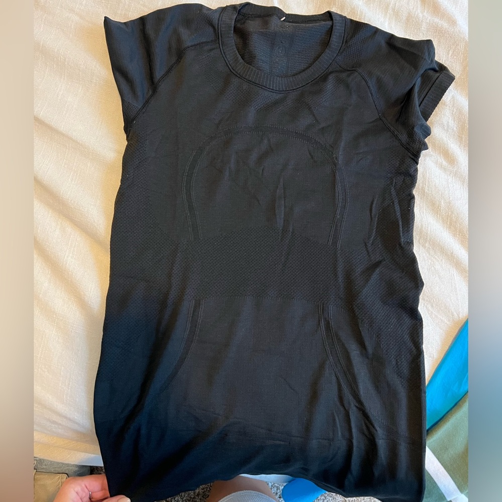Lululemon Classic Black Short Sleeve Top
